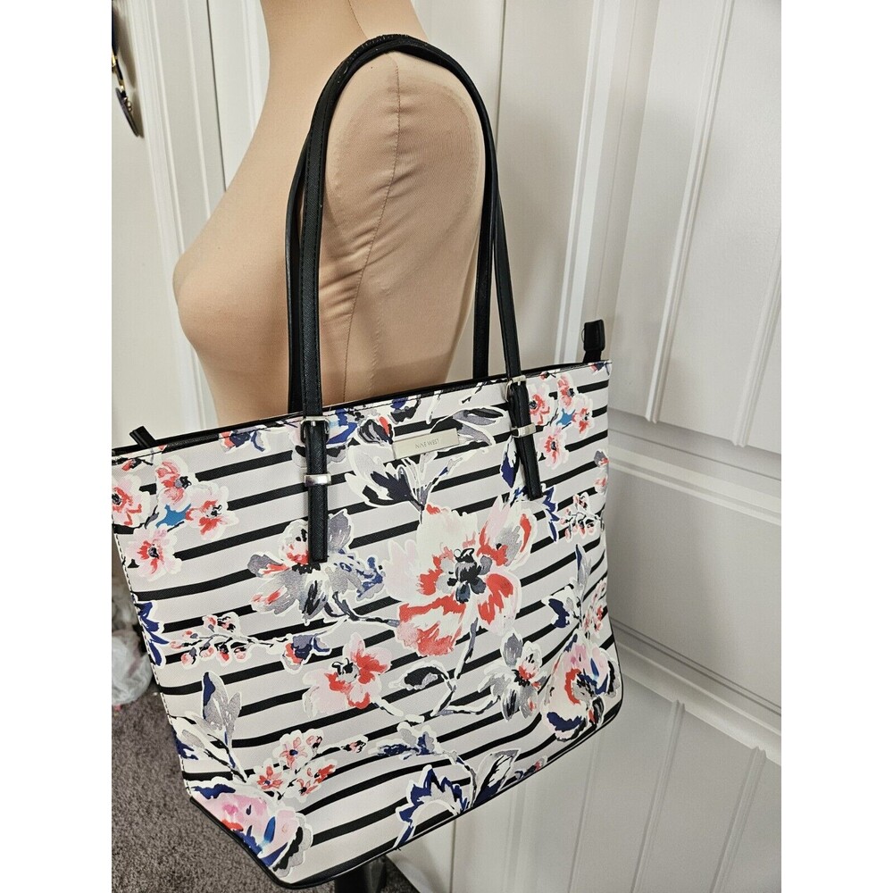 NINE WEST It Girl Tote Bag Faux Leather black, pink, White, And Blue Floral